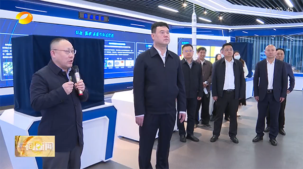 湖南省委政法委书记魏建锋调研顶立科技 (2).png 湖南省委政法委书记魏建锋调研顶立科技 (2).png